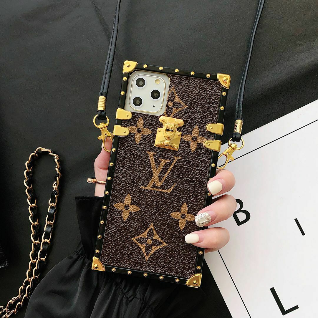 I phone x/X's LV LOGO Luxury Branded LV Case Cover I Phone LUXURY RETRO  SQUARE